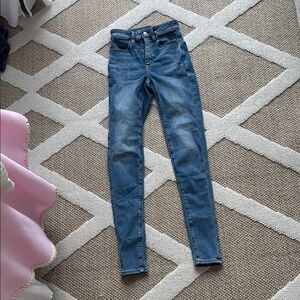 American Eagle Outfitters Blue Super High-Rise, Jeggings Stretch Denim LONG